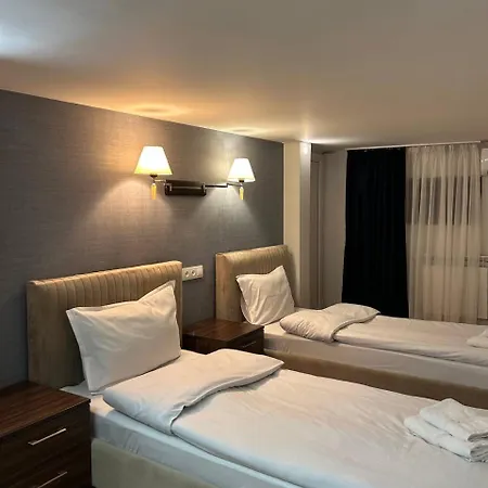 The Best Hotel City Center Yerevan Exterior photo